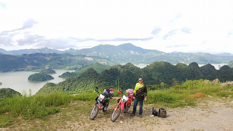VIETNAM MOTORCYCLE TOUR TO MAI CHAU - CUC PHUONG - TAM COC VIETNAM MOTORCYCLE TOUR TO MAI CHAU - CUC PHUONG - TAM COC