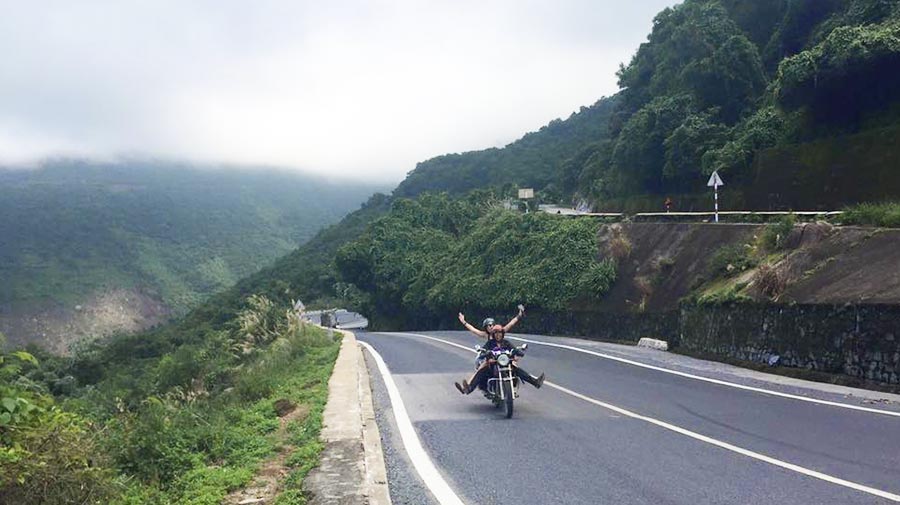 BRILLIANT VIETNAM CENTRAL MOTORBIKE TOUR OF WONDERS ALONG THE COAST BRILLIANT VIETNAM CENTRAL MOTORBIKE TOUR OF WONDERS ALONG THE COAST