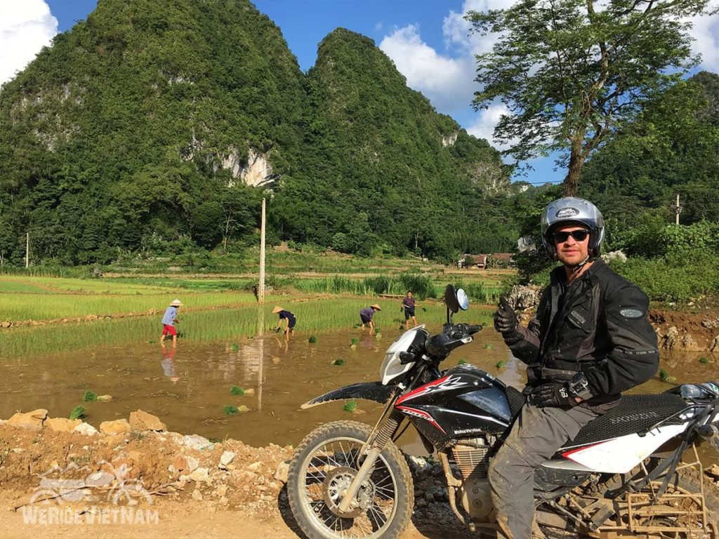 VIETNAM MOTORCYLE TOUR TO MAI CHAU, PHU YEN AND THAC BA LAKE
