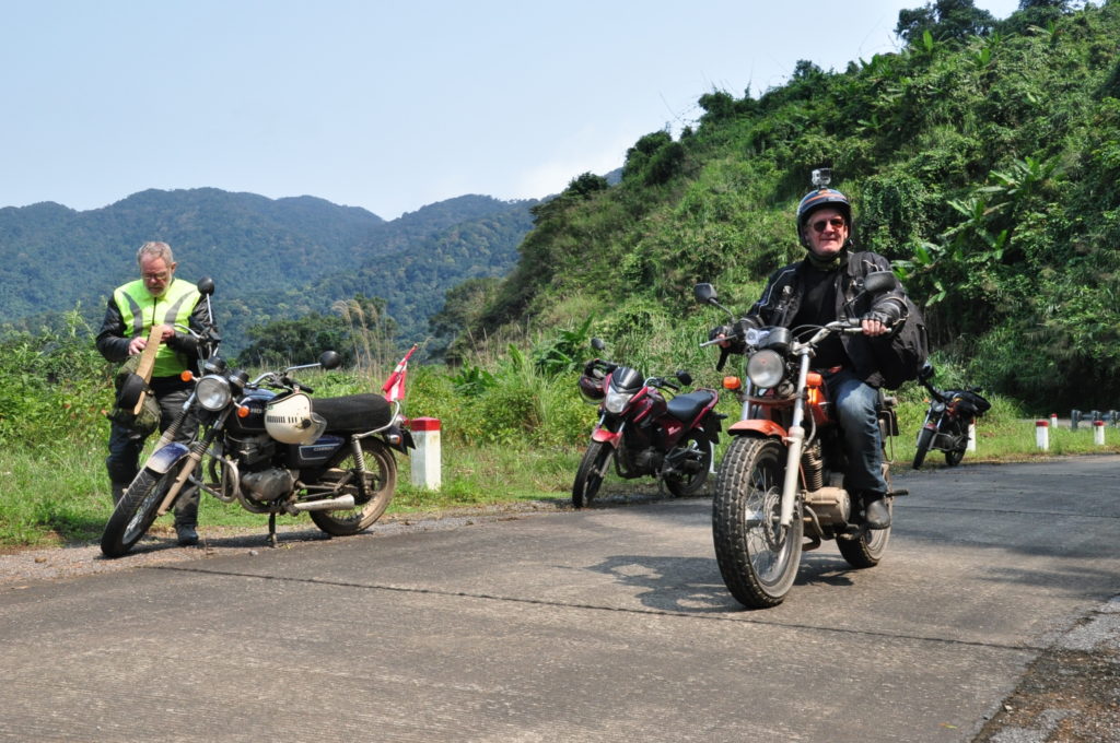 HUE MOTORBIKE TOUR TO HOI AN VIA CUA TUNG - KHE SANH