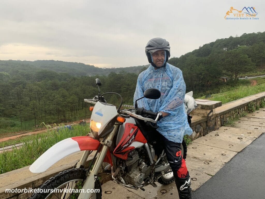 Hanoi Motorbike Tour to Da Nang on Ho Chi Minh Trail Hanoi Motorbike Tour to Da Nang on Ho Chi Minh Trail