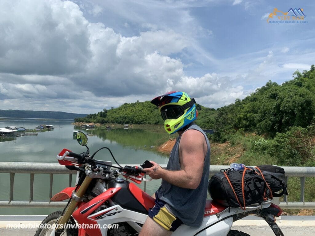 Saigon Motorbike Tour to Hoi An And Da Nang