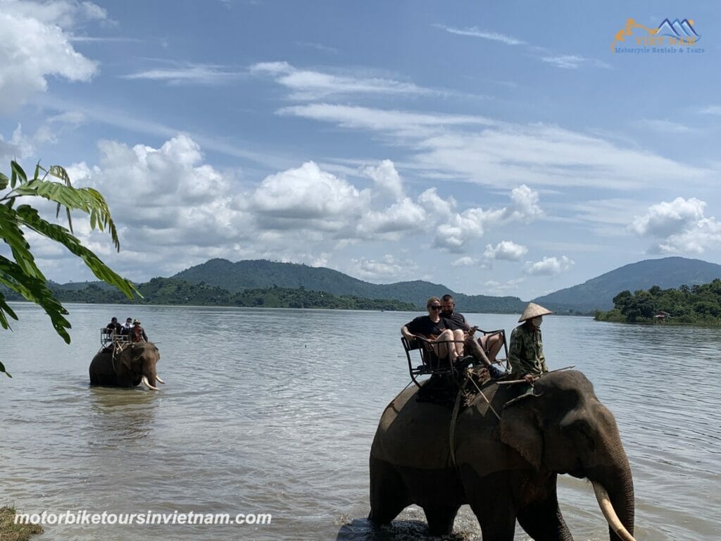 Saigon Motorbike Tour to Hoi An And Da Nang