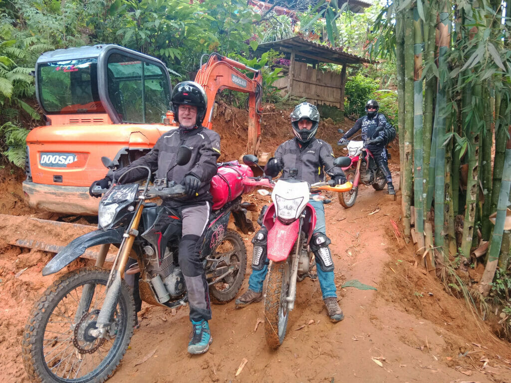 NORTHERN VIETNAM DIRT MOTORBIKE TOUR FOR 10 DAYS