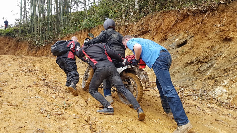 VIETNAM NORTHEAST MOTORBIKE TOUR TO CAO BANG VIETNAM NORTHEAST MOTORBIKE TOUR TO CAO BANG
