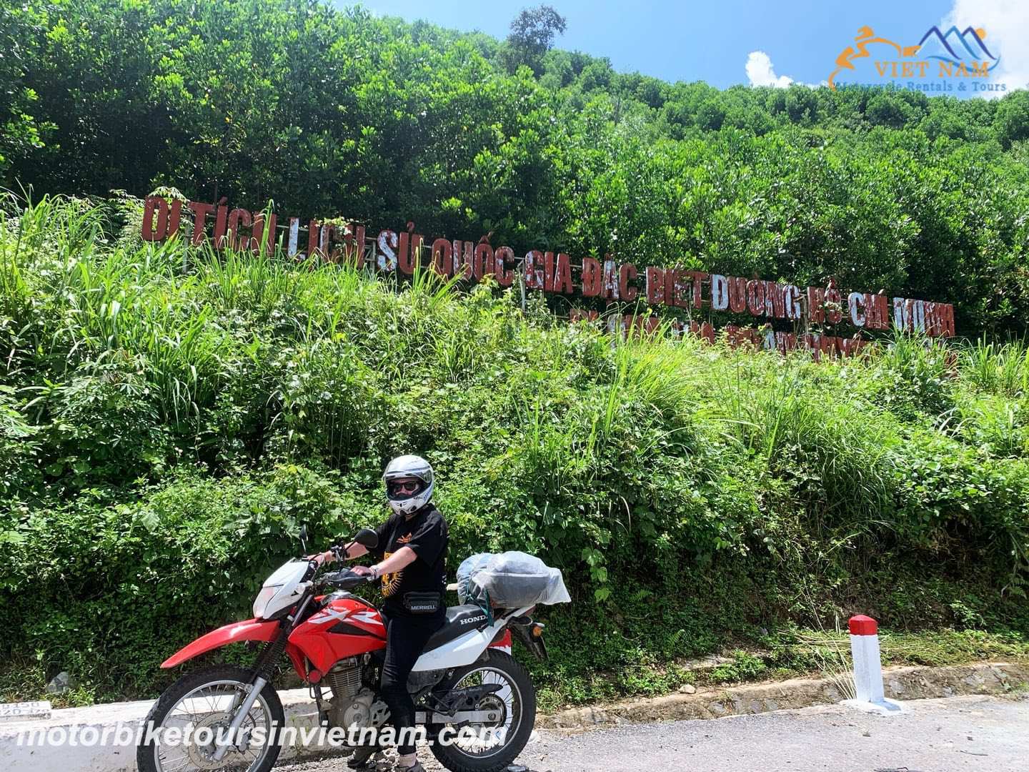 VIETNAM - LAOS LOOP DIRT BIKE TOUR 18-DAY