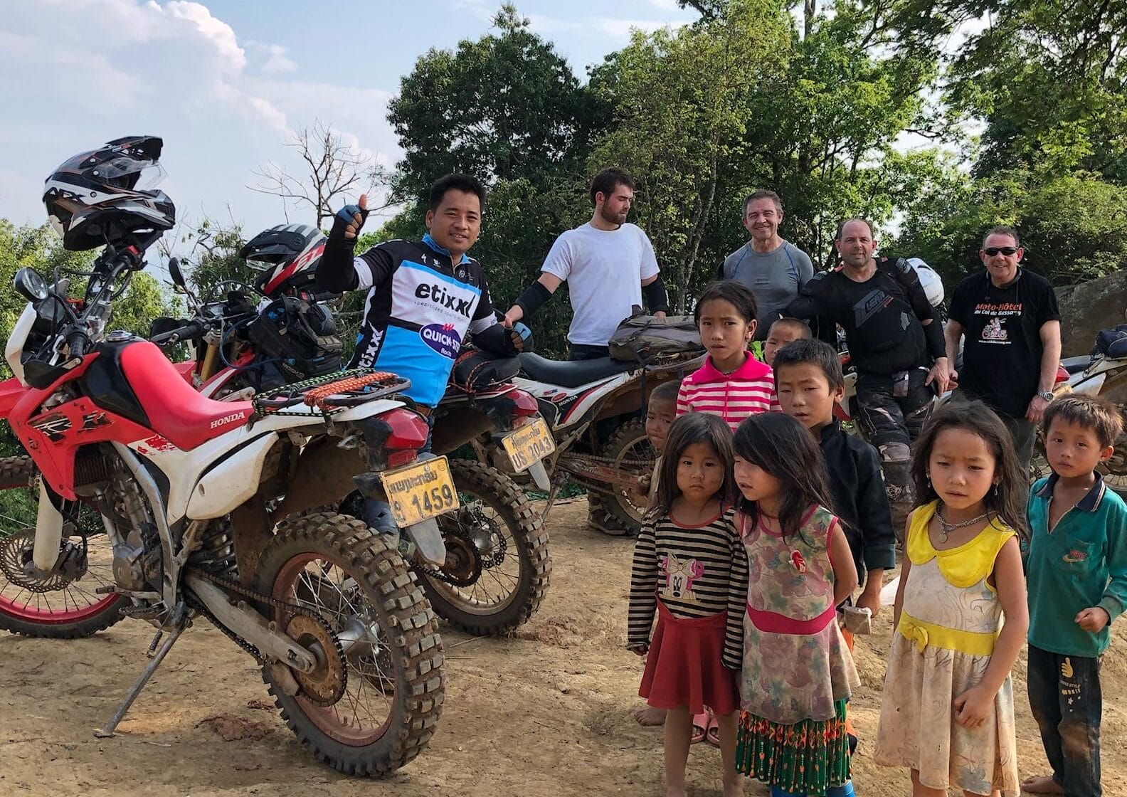 AMAZING LUANG PRABANG LOOP DIRT BIKE TOUR - 4 DAYS