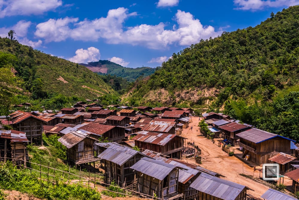 Northern Laos Offroad Motorcbike Tour from Luang Prabang to Phonsavanh