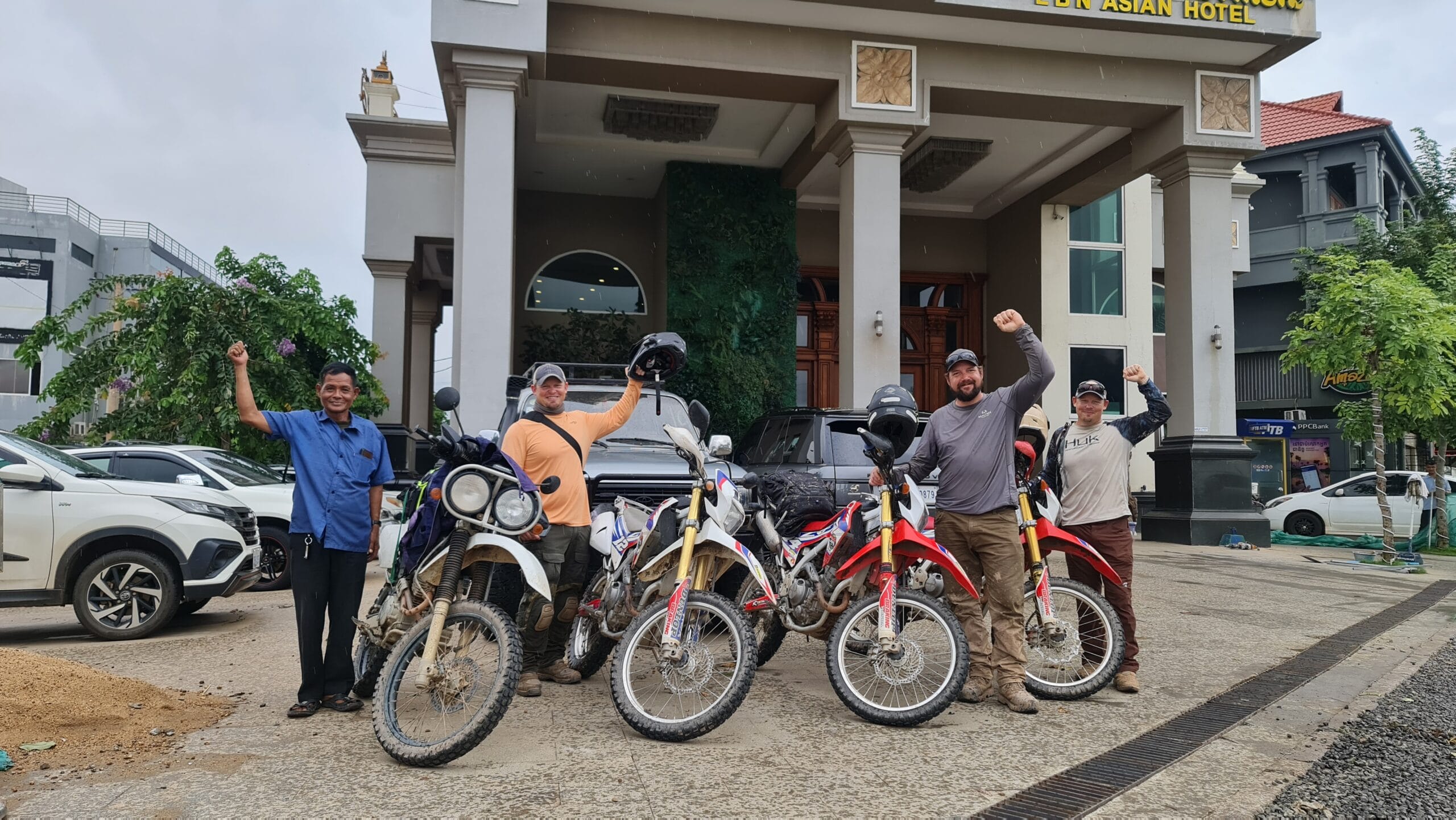 7-Day Saigon Dirt Bike Tour to Angkor Wat, Phnom Penh via Mekong Delta