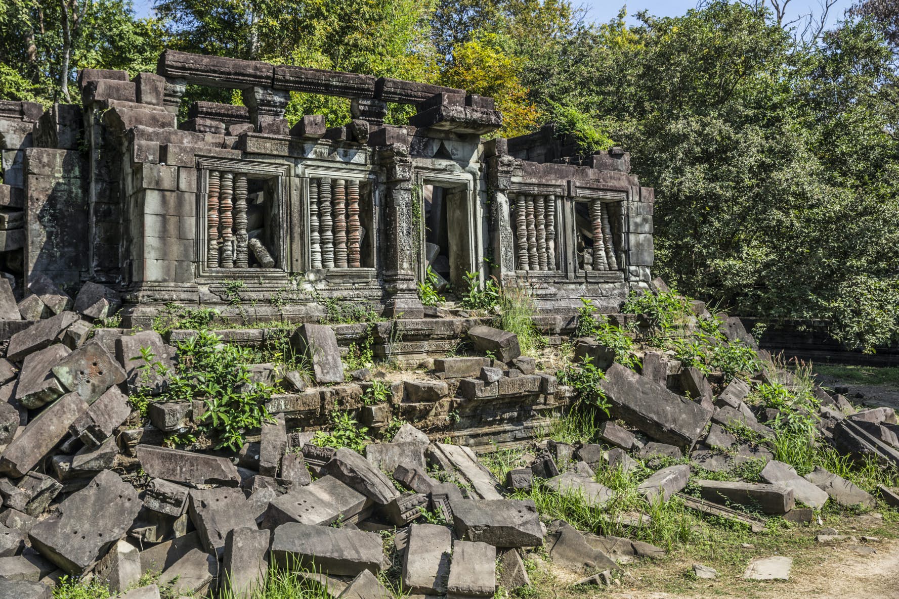 BEST NORTHEAST CAMBODIA DIRT BIKE TOUR 7-DAY