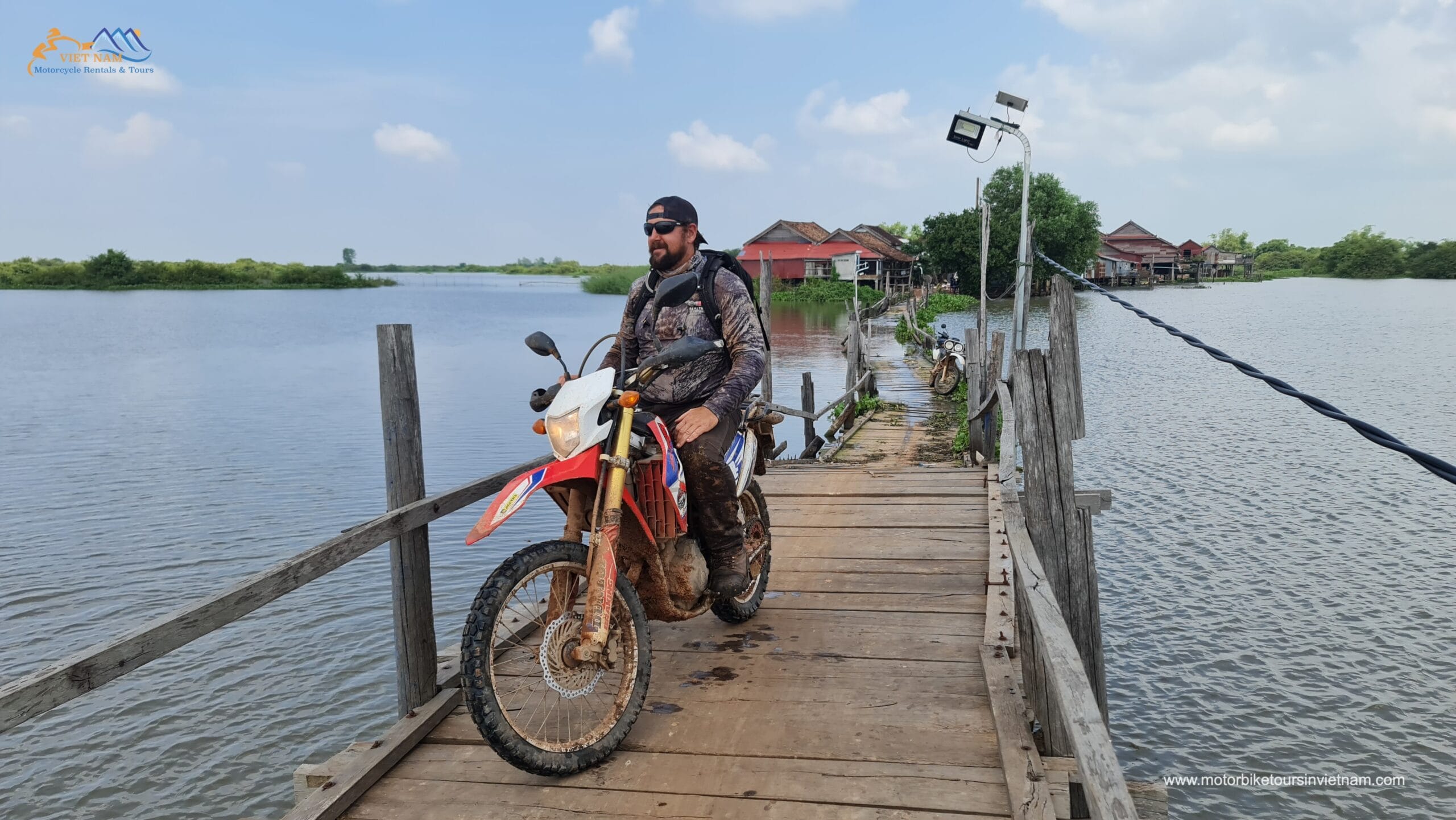 AWESOME CAMBODIA MOTORCYCLE TOUR WITH BEACH 7-DAY AWESOME CAMBODIA MOTORCYCLE TOUR WITH BEACH 7-DAY